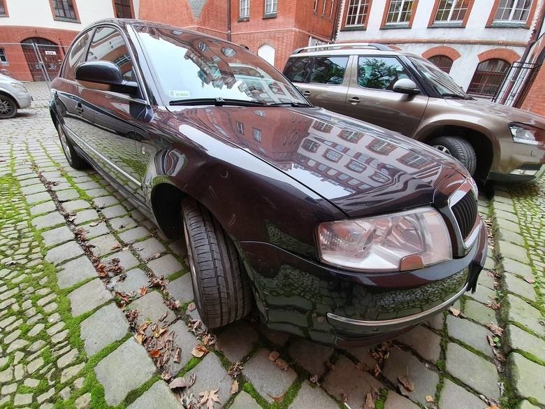 Koniec limuzyny Biedronia w ratuszu. Auto idzie na sprzedaż