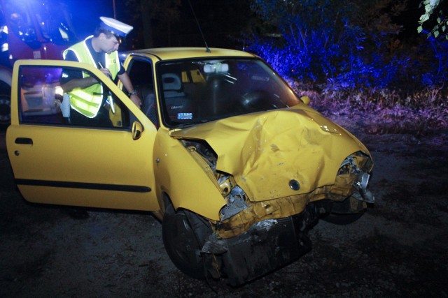 Wypadek na Brzezińskiej. Ranne 3 osoby. Sprawca był pijany