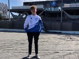 Jakub Stojanowski mieszka w Danii, ma 16 lat,  jest fanem Tomasz Golloba, będzie zdawał egzamin na żużlowe prawo jazdy w barwach RzTŻ