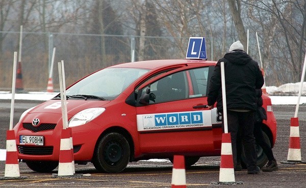 Na egzamin praktyczny trzeba czekać od dwóch tygodni do...