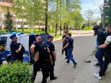 Morderstwo w Jastrzębiu! W bloku przy ul. Katowickiej znaleziono zwłoki. 31-latek usłyszał zarzut zabójstwa swojej babci. Jest aresztowany