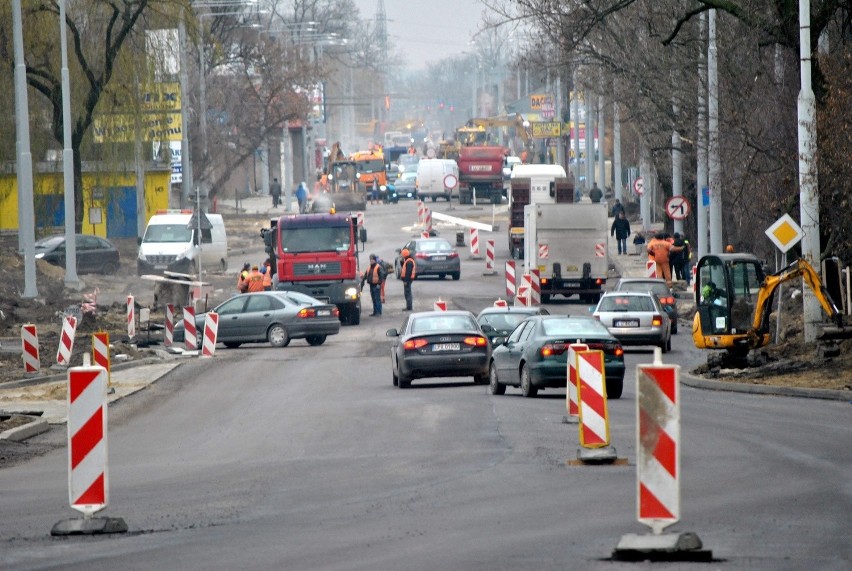 Ulica Łęczyńska - remont wciąż trwa, ułożenie ostatniej...
