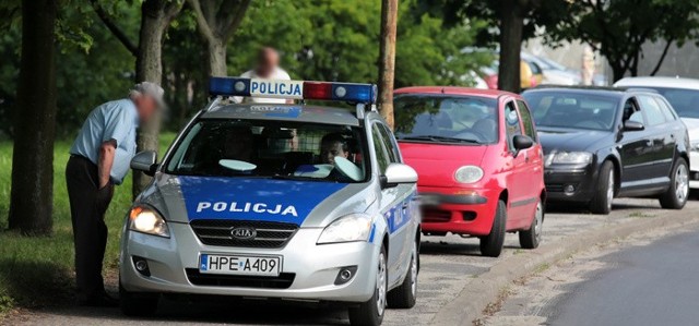 Na al. Zjednoczenia doszło do zderzenia dwóch samochodów.