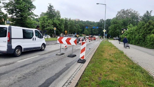 Przebudowa skrzyżowania ulic: Kosynierów Gdyńskich, Żwirowej, Słowiańskiej i Roosevelta rozpoczęła się pod koniec maja.