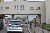 Uczeń dźgnął kolegę nożem w SP 8 w Gnieźnie. Nie zostanie wydalony ze szkoły. "Obydwaj uczniowie dostaną po -50 punktów"