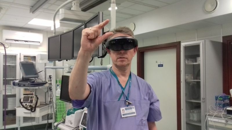 Uwaga rewolucja w kardiochirurgii, łódzcy lekarze przeprowadzili dwie operacje z użyciem okularów 3D i hologramu [FILM, zdjęcia]