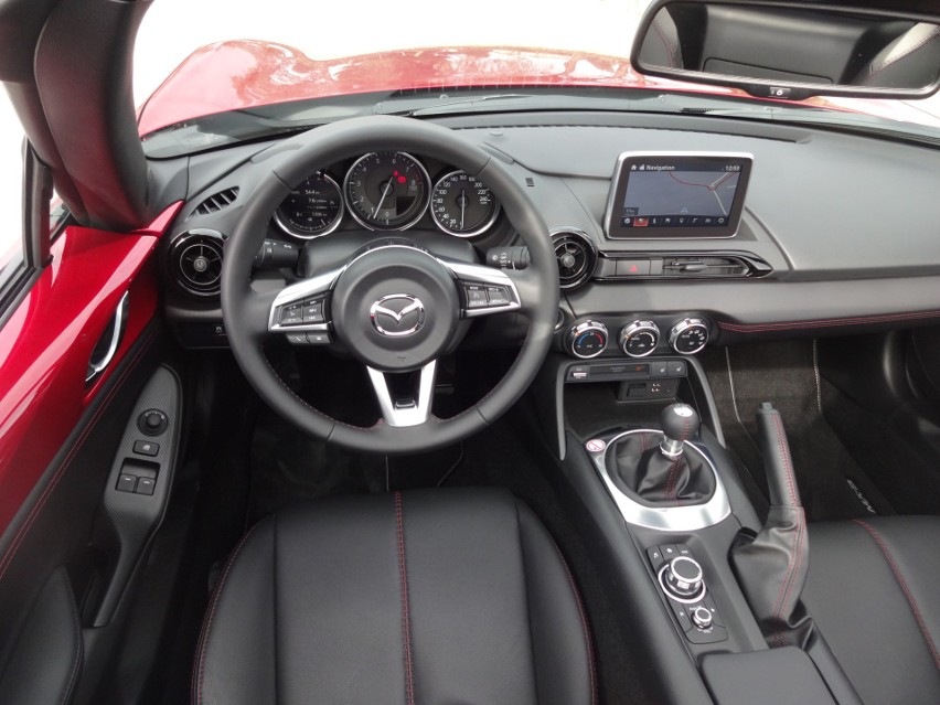 Mazda MX-5 RF....