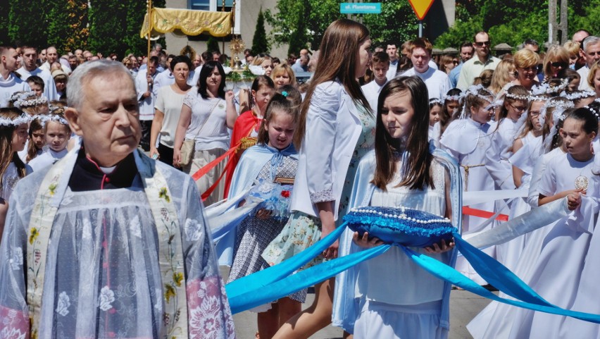 Tradycyjnie już procesje z okazji uroczystości Bożego Ciała...