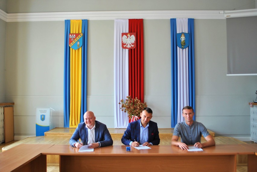 W białobrzeskim Starostwie Powiatowym odbyło się podpisanie...