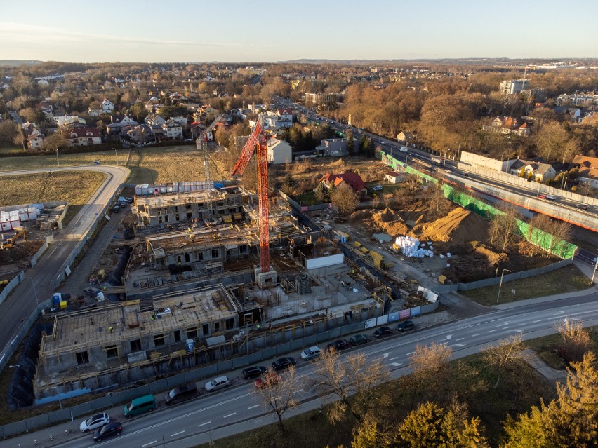 Kraków. Coraz więcej bloków w Bronowicach. Okolice ulicy Armii Krajowej zarastają osiedlami