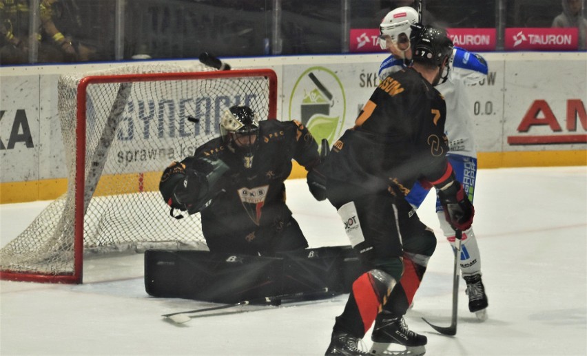 Drugi mecz półfinału hokejowego play-off: Tauron/Re-Plast...
