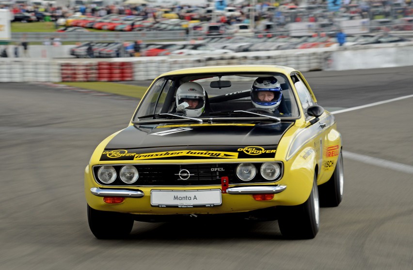 Grand Prix oldtimerów AvD na legendarnym torze Nürburgring...