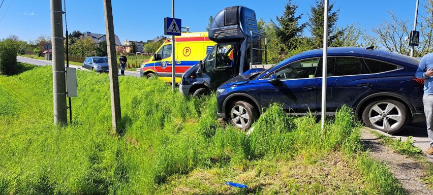 Wypadek na DW 794 w Cianowicach w gminie Skała