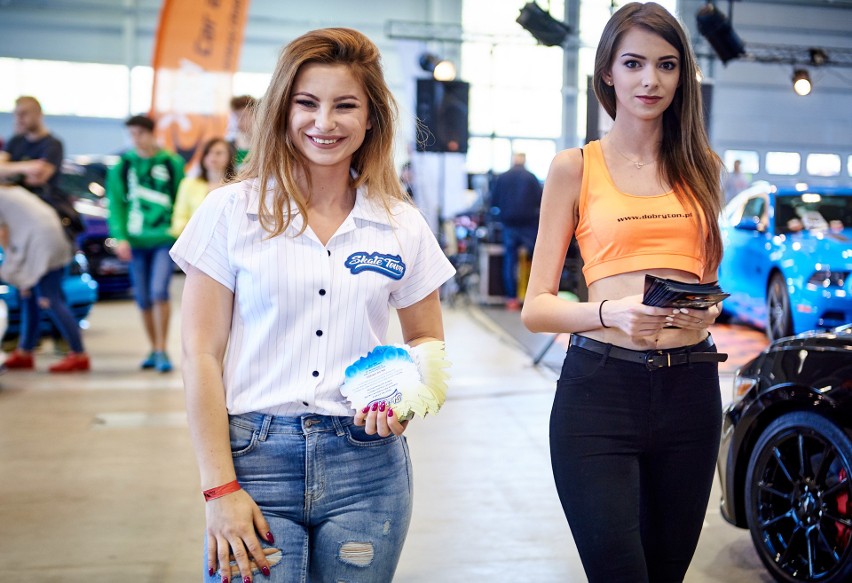 Moto Session 2018 w Lublinie. Piękne hostessy na święcie motoryzacji (ZDJĘCIA)                                     