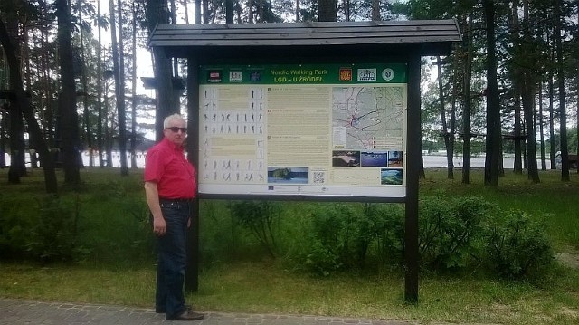- Na wszystkich trasach znajdują się tablice z proponowanymi ćwiczeniami do samodzielnego ich wykonywania - mówi prezes OSiR w Sielpi Waldemar Szkatuła