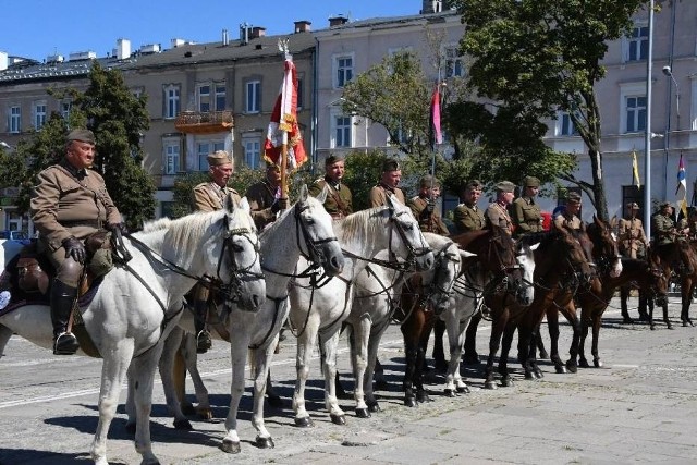 Tak wyglądało zeszłoroczne wejście "Kadrówki" do Kielc