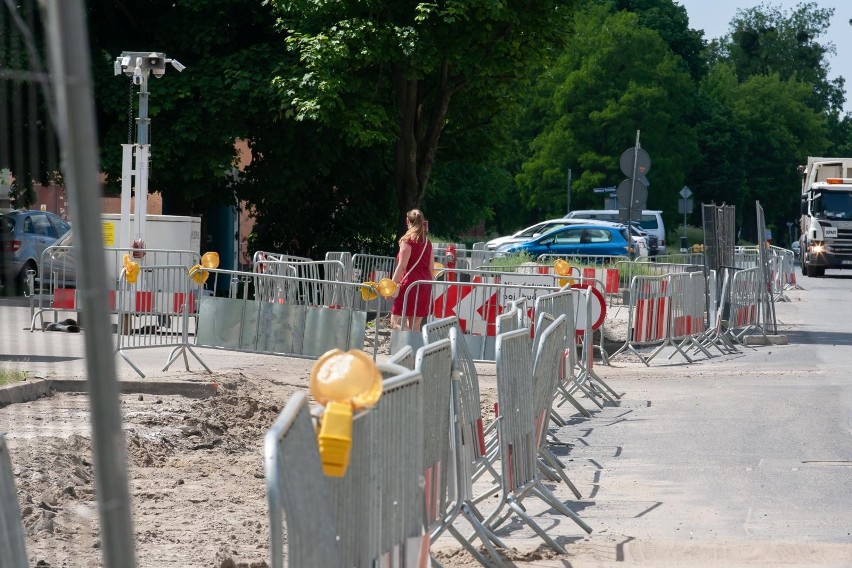 W podobnym tonie wypowiada się Andrzej Ślazyk, który przy...