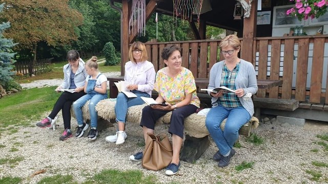 Narodowe czytanie "Balladyny" w Ostoi Dworskiej w Leśnicy.