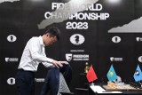 Ding Liren spadł na czwarte miejsce w rankingu FIDE po przegranej z Niepomniaszczim. Dzisiaj trzecia partia o szachowe mistrzostwo świata