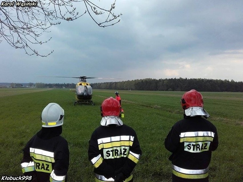 Groźny wypadek w miejscowości Przystajń. Samochód dachował....