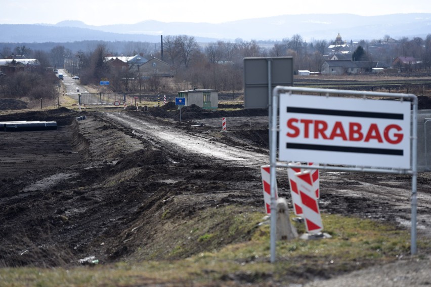 Jak przebiega budowa polsko-ukraińskiego przejścia granicznego Malhowice - Niżankowice pod Przemyślem? [ZDJĘCIA]