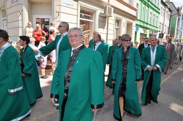 Szczecineccy radni podczas obchodów 700-lecia.