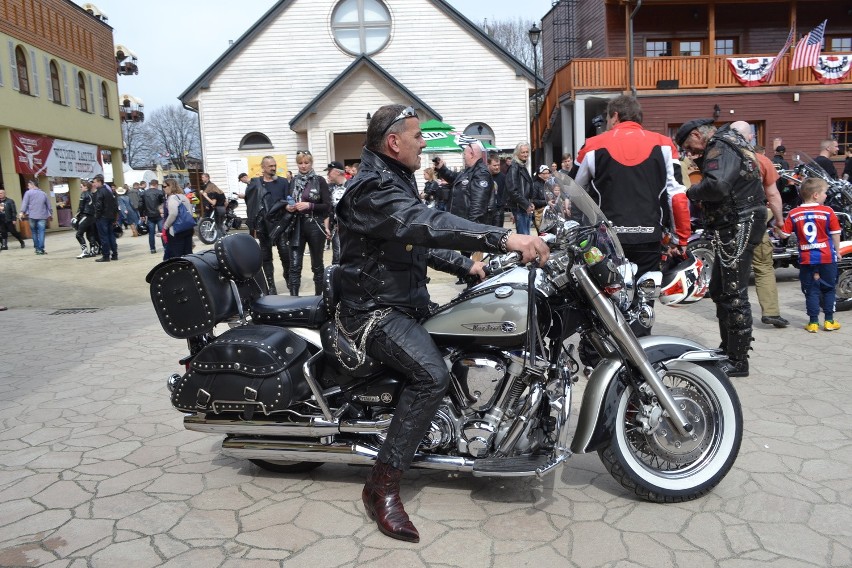 Setki motocyklistów przejechało ulicami Żor