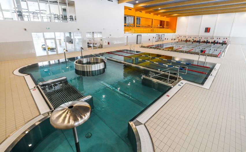 Aqua Fordon - nowy basen w Bydgoszczy w końcu otwarty. Najpierw uczniowie, potem już wszyscy [zdjęcia]