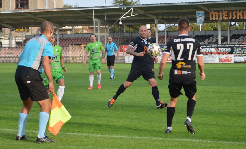 KSZO 1929 Ostrowiec Św. - Chełmianka Chełm 2:0 (1:0)...