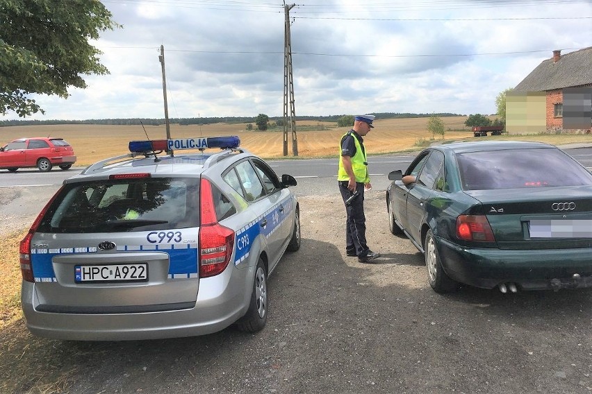 Policjanci z KPP w Nakle często kontrolują kierowców. Nie...