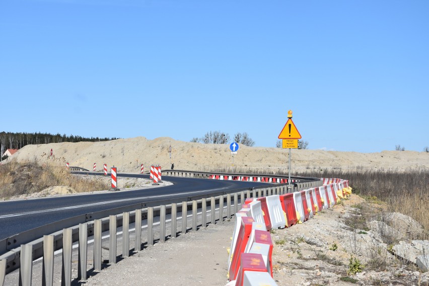 Tak objazd i budowany obiekt inżynierski w Rynarzewie pod...