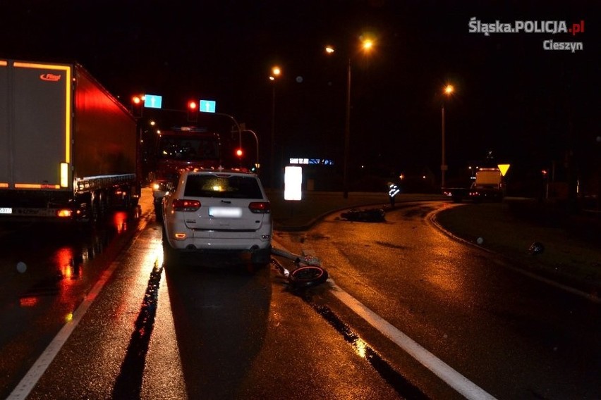 Wypadek motocyklisty w Skoczowie: Kierowca yamahy wpadł w...