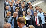 Premier rozdaje pieniądze na Dolnym Śląsku. Dziś posiedzenie rządu we Wrocławiu (FILM, ZDJĘCIA)