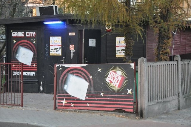Salon gier w Kluczborku, w którym sprzedawane były dopalacze.