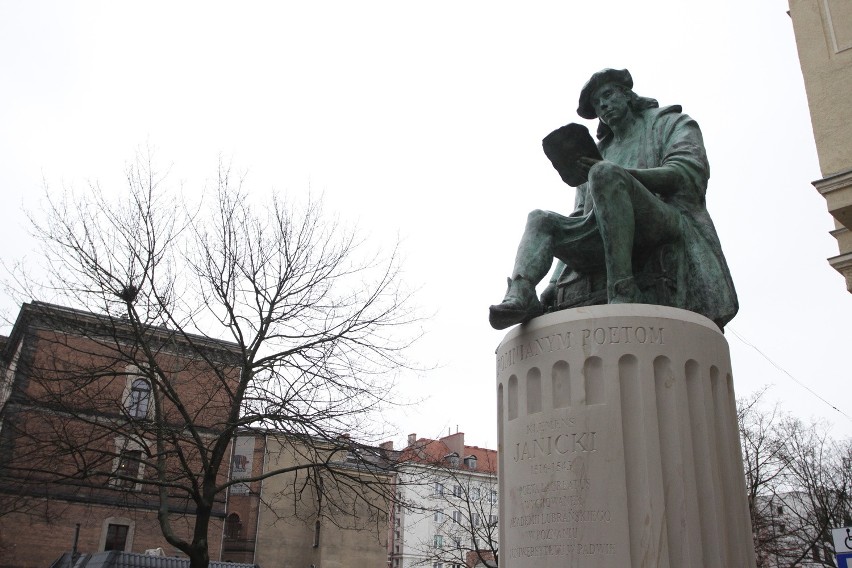 Klemens Janicki doczekał się pomnika w Poznaniu