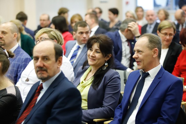 W ubiegłym tygodniu w Urzędzie Marszałkowskim w Toruniu wręczone zostały umowy o dofinansowanie projektów w ramach Programu Rozwoju Obszarów Wiejskich