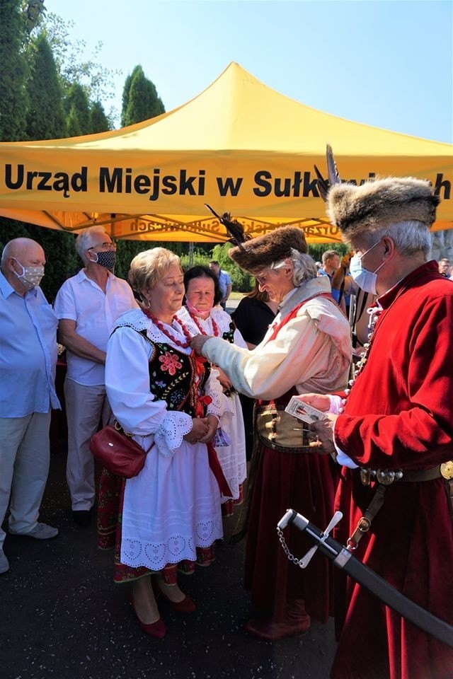 Pomnik króla Sobieskiego gościnnie w Sułkowicach