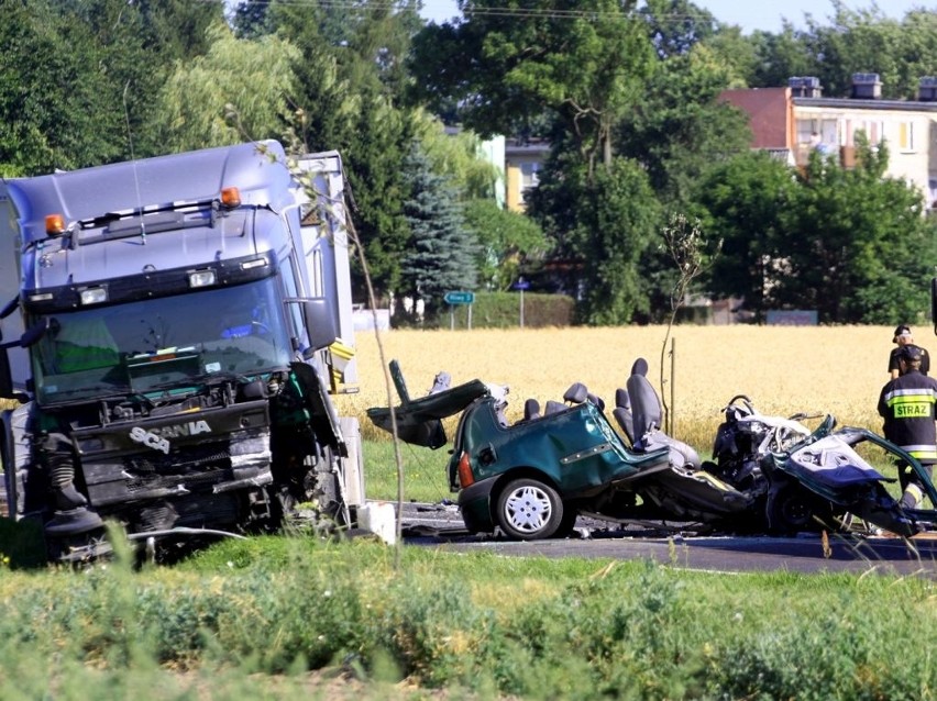 W wypadku koło Zamartego na DK 25 zginęły 2 osoby