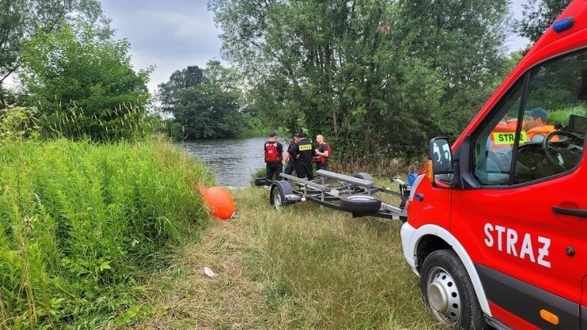 Zabrze. W Odrze znaleziono samochód zaginionego przed 17...