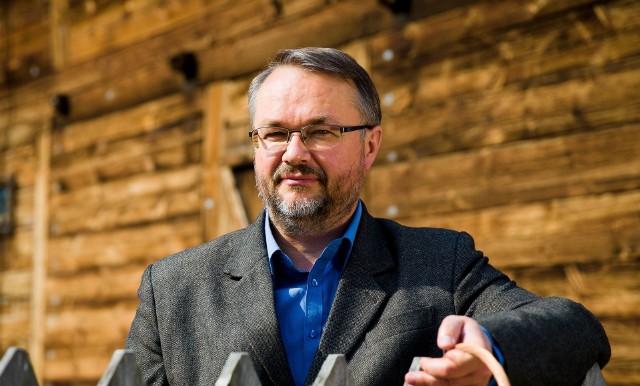 Dr Artur Gaweł, dyrektor Podlaskiego Muzeum Kultury Ludowej w Wasilkowie