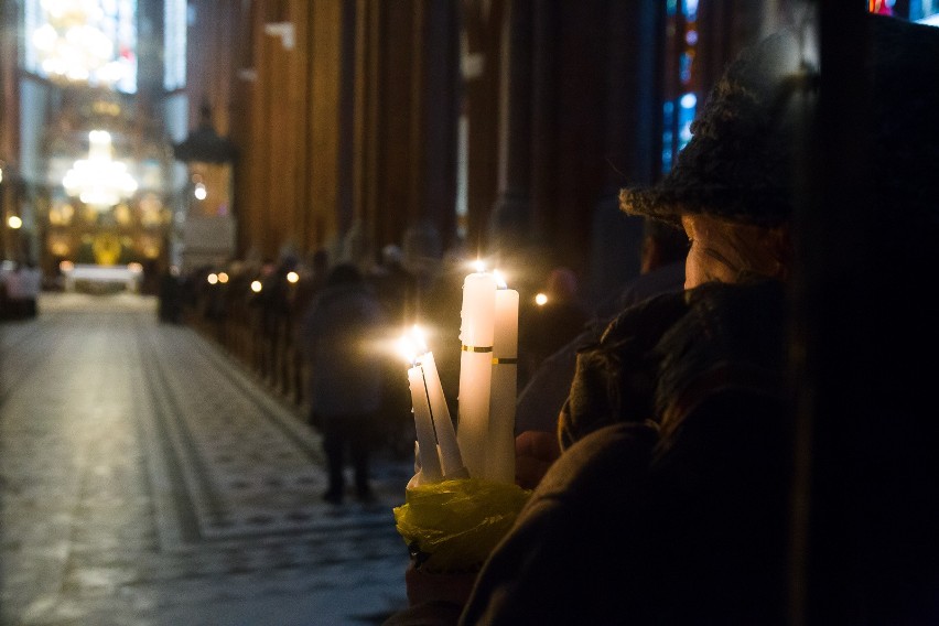 2 lutego, Kościół katolicki święto Ofiarowania Pańskiego, w...