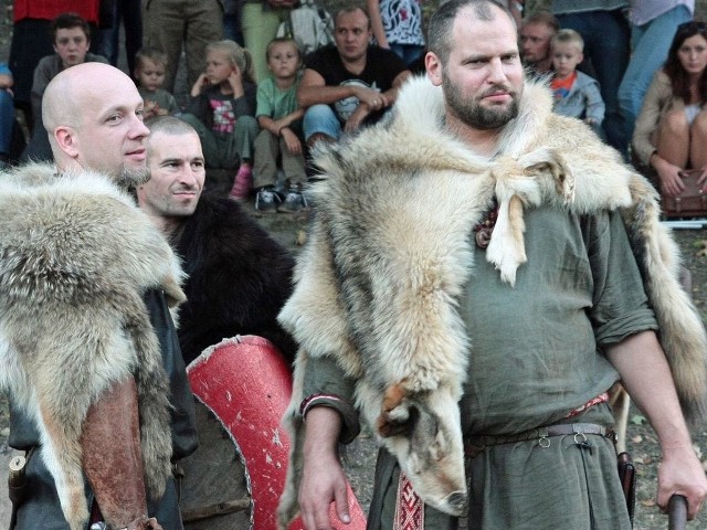 Wśród gości, którzy do nas przyjadą są wojowie z grupy Walhalla czyli "nordyccy wojowie w służbie księcia Mieszka&#8221;