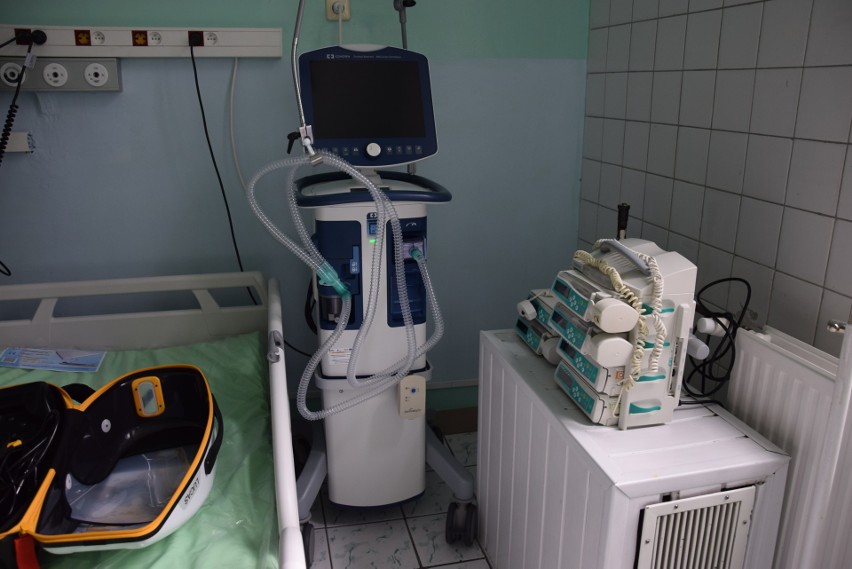 Nowy sprzęt w szpitalu w Nysie za 5 milionów złotych. Jest też tomograf z opcją wykrywania Covid-19