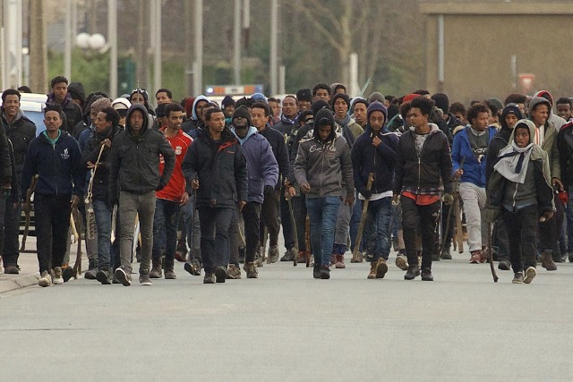 Imigranci na ulicach Calais