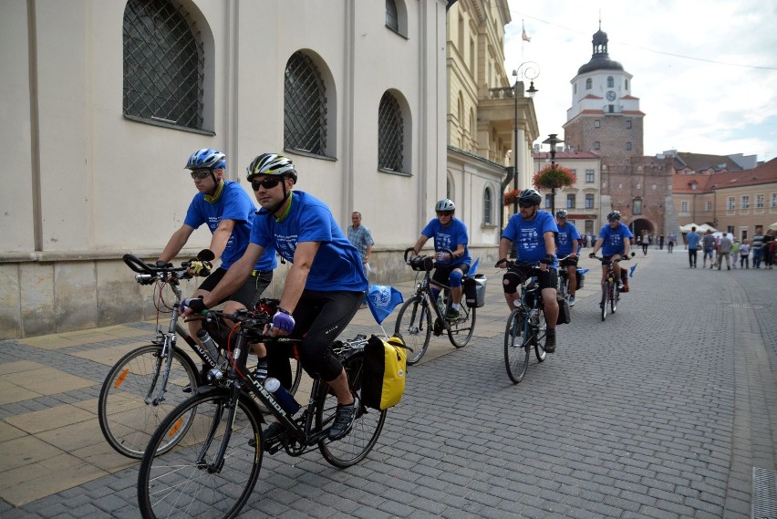 Wystartowała Lubelska Pielgrzymka Rowerowa Policjantów