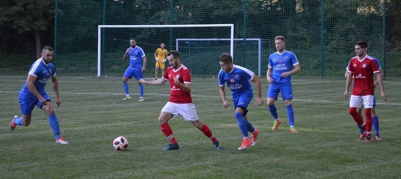 Płomień Kościelec - Proszowianka 1:2 (1:0). Bramki: Wendel...