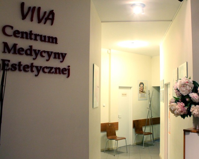 VIVA Centrum Medycyny Estetycznej we Włocławku świadczy usługi specjalistyczne z  chirurgii, chirurgii naczyniowej dermatologii