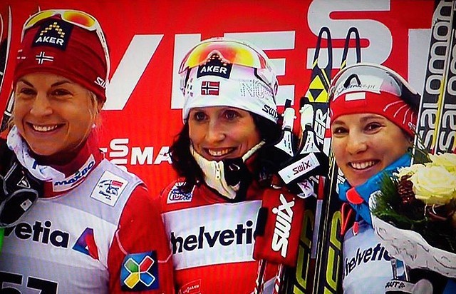 Marit Bjoergen, Astrid Uhrenholdt Jacobsen i Sylwia Jaśkowiec na podium