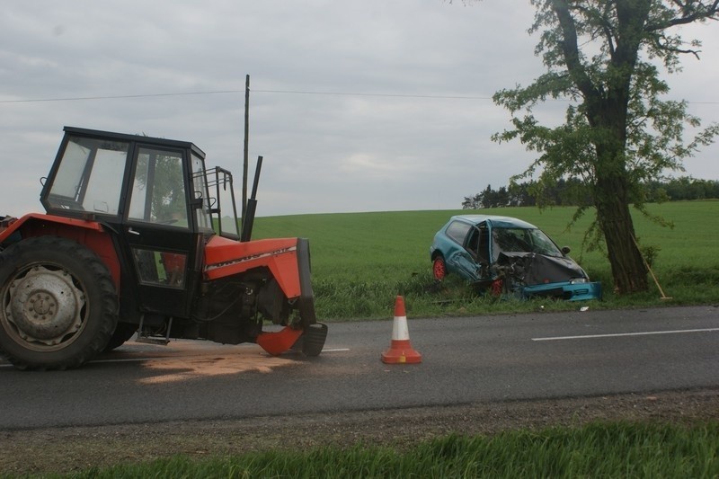 Do wypadku doszło ok. godziny 14.00 w miejscowości Chełmce...