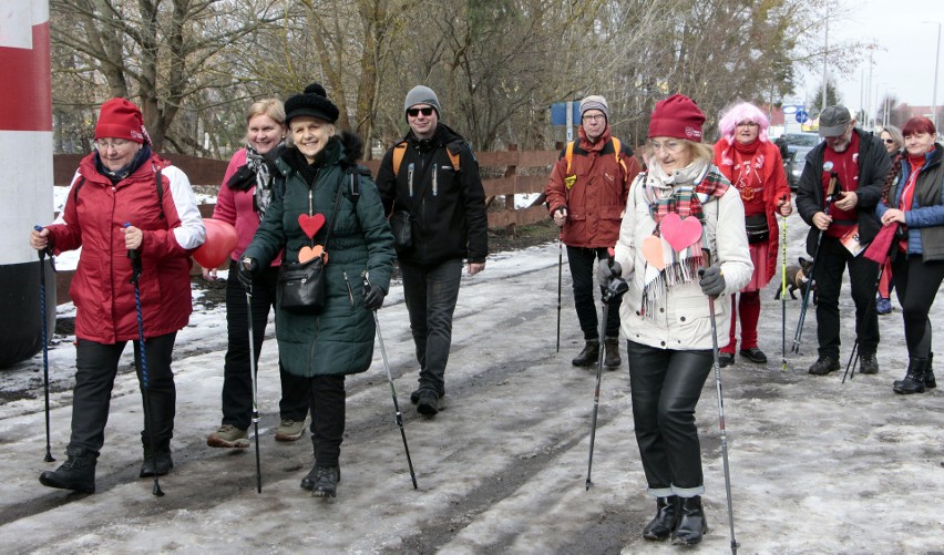 Walentynkowy marsz nordic walking w Grudziądzu.